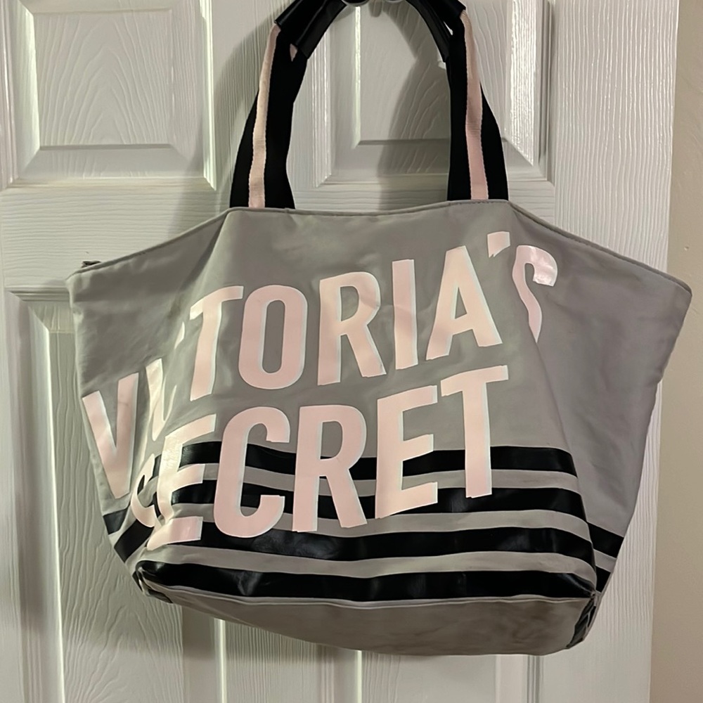 victoria’s secret large shoulder bag